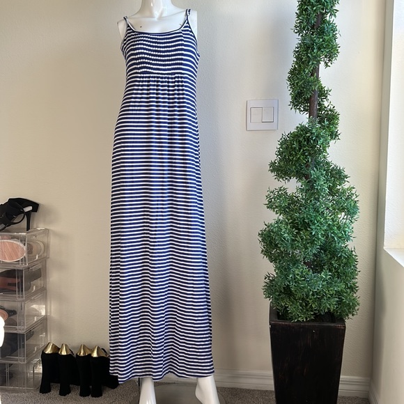 calvin klein maxi striped dress NEW CALVIN KLEIN WOMEN'S FAUX WRAP STRIPE BLACK/WHITE A LINE MAXI DRESS SIZE 2